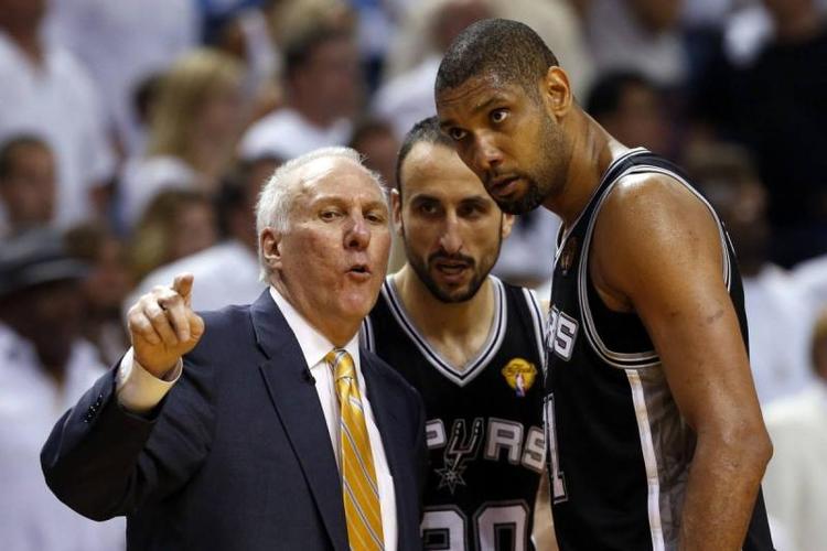 他以坚定的 他以坚定的