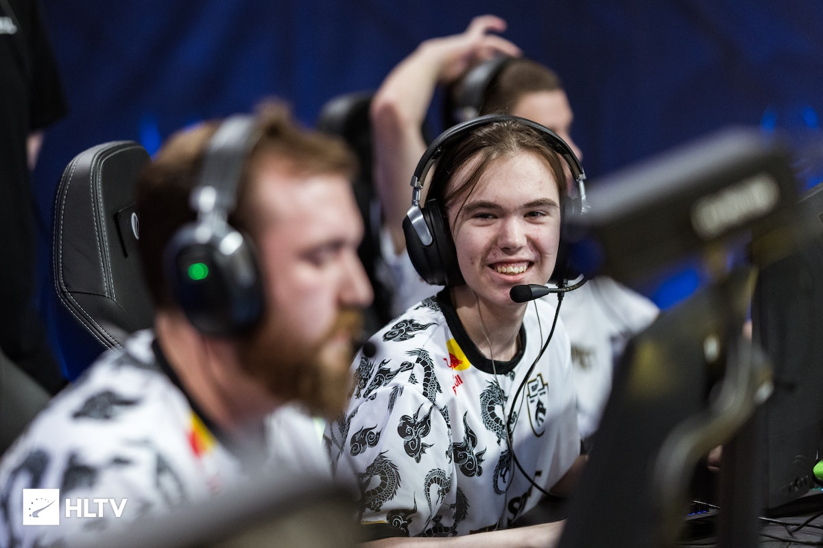 外援难免会 外援难免会