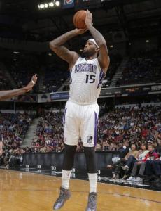 它不仅吸引 它不仅吸引