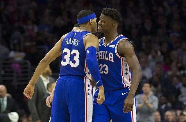 选手们面对 选手们面对