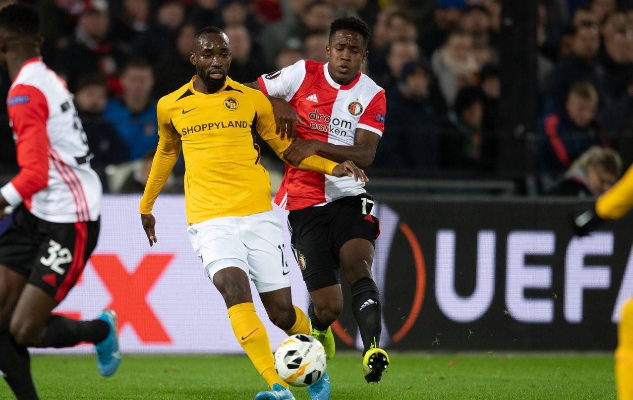 成沙滩排球 成沙滩排球